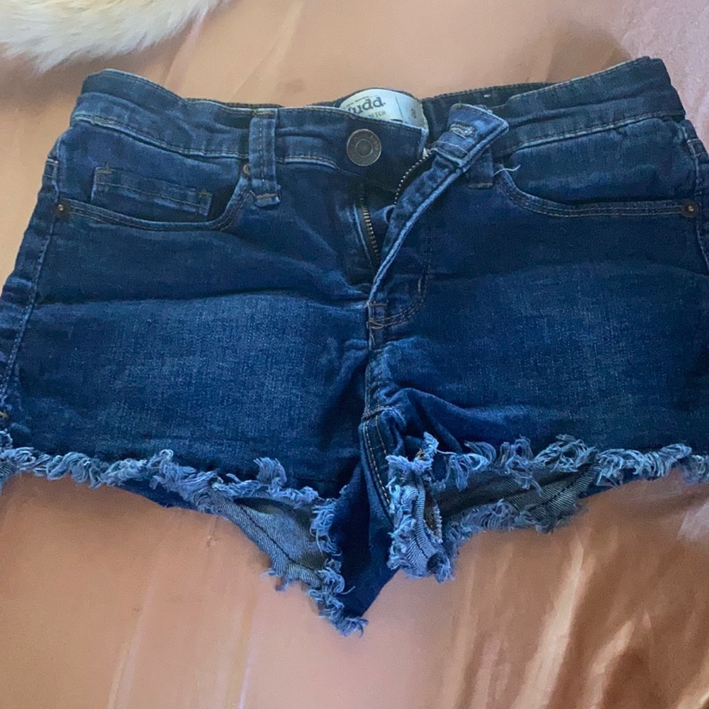 Short shorts